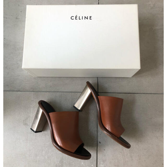 celine(セリーヌ)の《はるなゆ様専用》美品♡CÉLINE♡バンバン サンダル フィービー レディースの靴/シューズ(サンダル)の商品写真