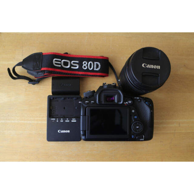 大人気の Canon (copee)Canon eos80d efs18-135mm デジタル一眼
