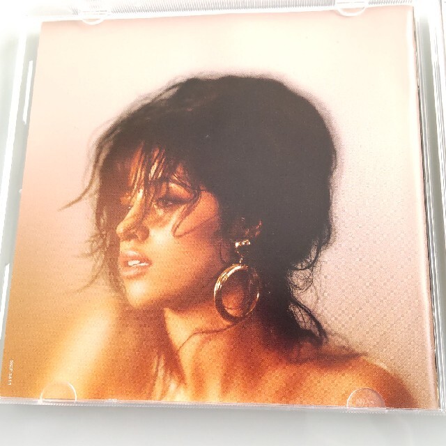 カミラ・カベロ　CD＆シール エンタメ/ホビーのCD(その他)の商品写真
