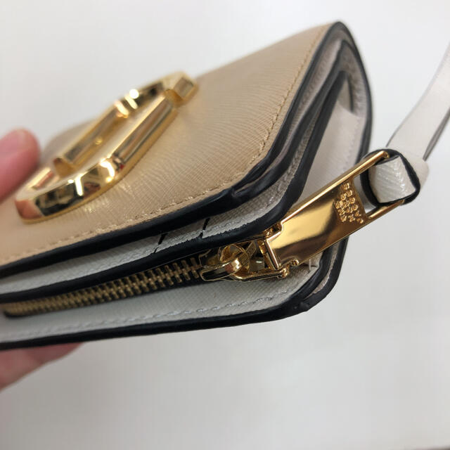 MARC JACOBS(マークジェイコブス)の新品同様！MARC JACOBS THE SNAPSHOT コンパクト 財布 レディースのファッション小物(財布)の商品写真