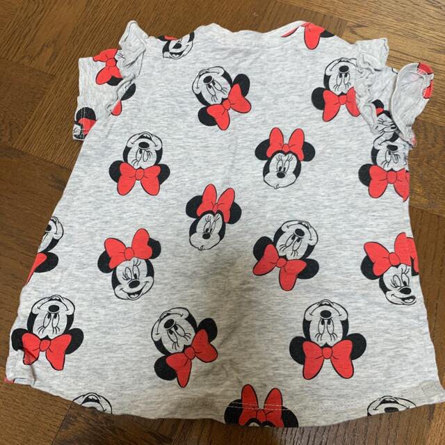 H&M(エイチアンドエム)の子供服 Tシャツ ズボン パンツ セット キッズ/ベビー/マタニティのベビー服(~85cm)(Ｔシャツ)の商品写真