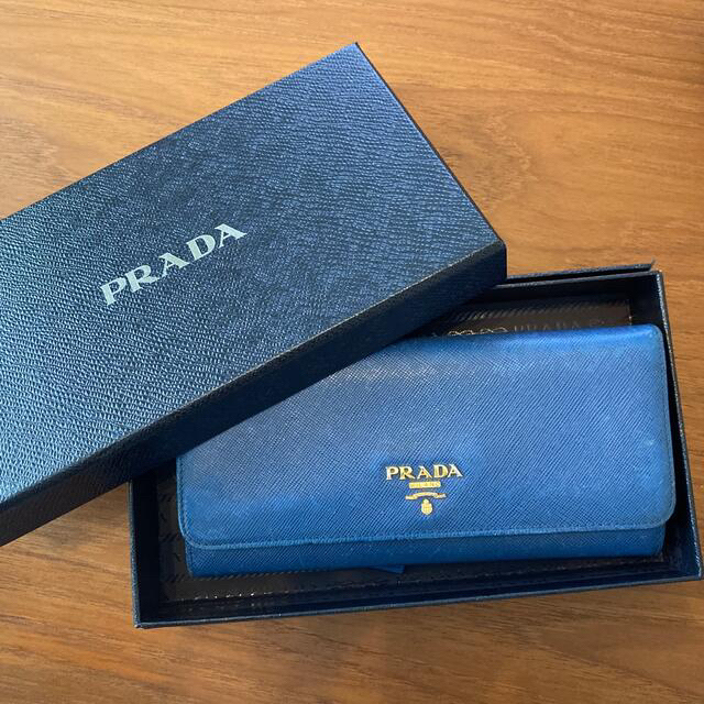 PRADA(プラダ)のPRADA  プラダ　財布　長財布　ブルー レディースのファッション小物(財布)の商品写真