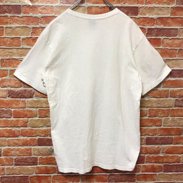 STUSSY(ステューシー)のステューシー　STUSYY 半袖シャツ　メンズ　半袖tシャツ　花柄　Mサイズ メンズのトップス(Tシャツ/カットソー(半袖/袖なし))の商品写真