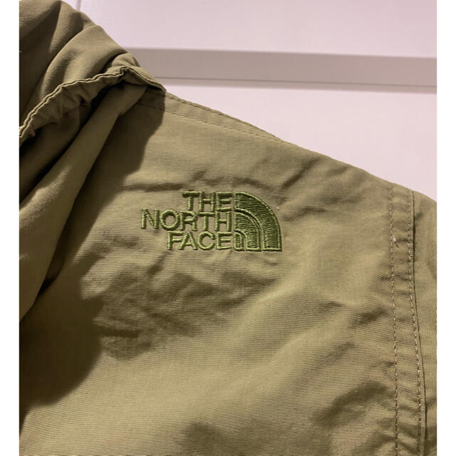 THE NORTH FACE(ザノースフェイス)のノースフェイス  カーキ　ナイロンパーカー  120 キッズ/ベビー/マタニティのキッズ服男の子用(90cm~)(ジャケット/上着)の商品写真