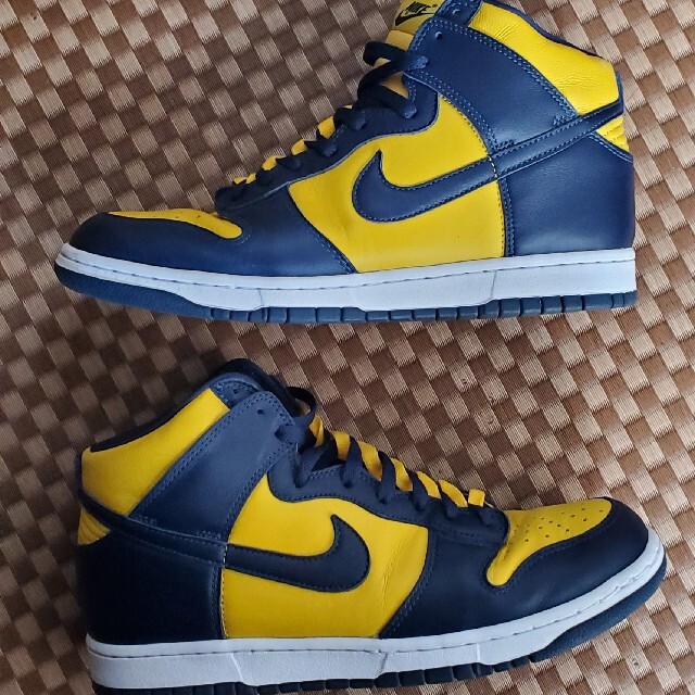 NIKE(ナイキ)のナイキ　 ダンク High SP Michigan ミシガン メンズの靴/シューズ(スニーカー)の商品写真