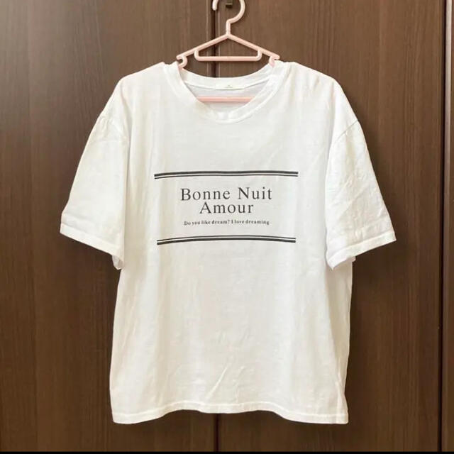 DURAS(デュラス)のGW限定‼️DURAS ロゴ入りTシャツ ホワイト レディースのトップス(Tシャツ(半袖/袖なし))の商品写真