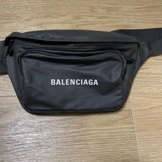 バレンシアガ(Balenciaga)のバレンシアガ　ウエストポーチ(ボディバッグ/ウエストポーチ)