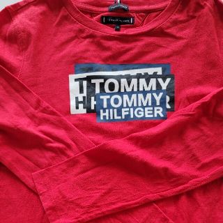 トミーヒルフィガー(TOMMY HILFIGER)の男の子  ロンT  赤(Tシャツ/カットソー)