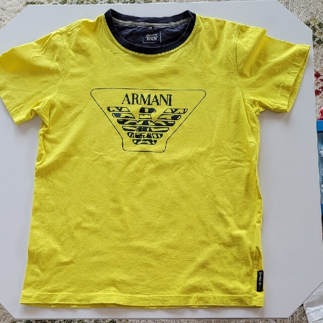 ARMANI JUNIOR(アルマーニ ジュニア)のARMANI  半袖T  黄色  まーちゃん様専用 キッズ/ベビー/マタニティのキッズ服男の子用(90cm~)(Tシャツ/カットソー)の商品写真