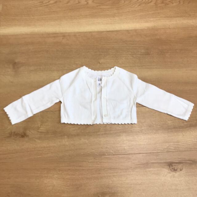 babyGAP(ベビーギャップ)のbabyGAP ボレロ カーディガン 70センチ キッズ/ベビー/マタニティのベビー服(~85cm)(カーディガン/ボレロ)の商品写真