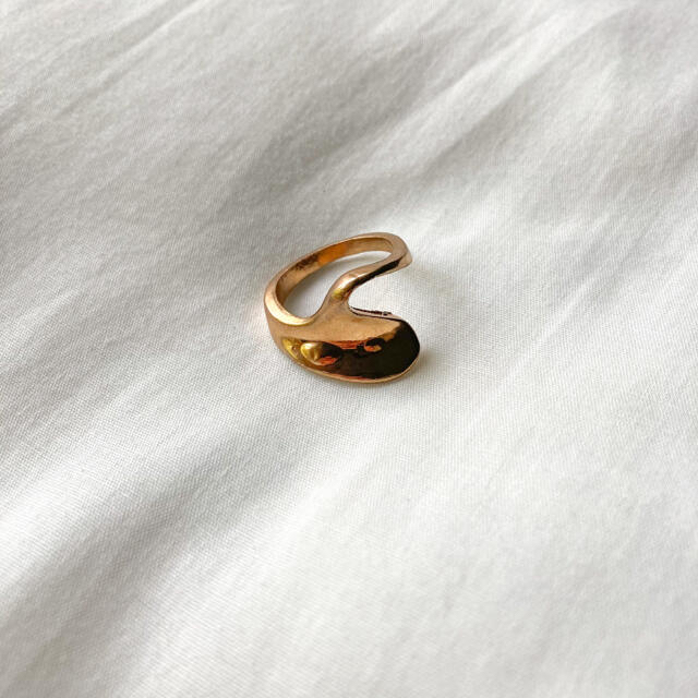 Lochie(ロキエ)の୨୧ Vintage rétro Gold Unique Ring レディースのアクセサリー(リング(指輪))の商品写真