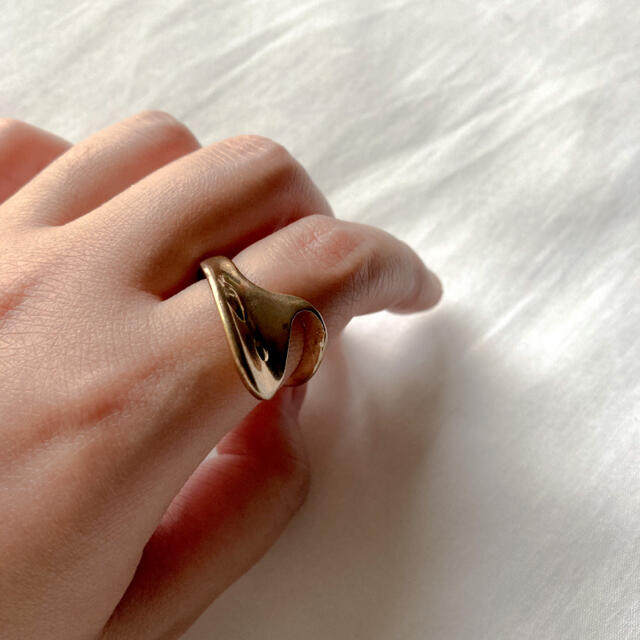 Lochie(ロキエ)の୨୧ Vintage rétro Gold Unique Ring レディースのアクセサリー(リング(指輪))の商品写真