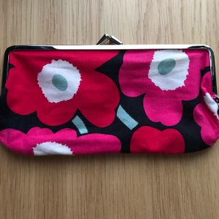 マリメッコ(marimekko)のマリメッコ  がま口ポーチ(ポーチ)