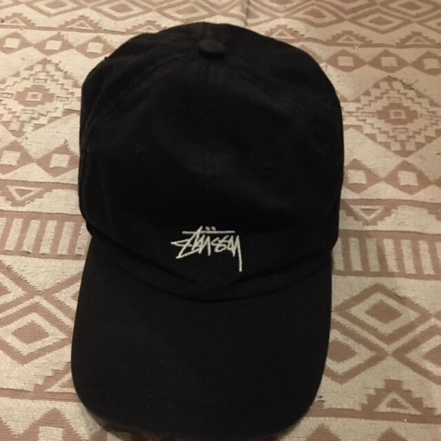 STUSSY(ステューシー)のステューシー　ローキャップ メンズの帽子(キャップ)の商品写真