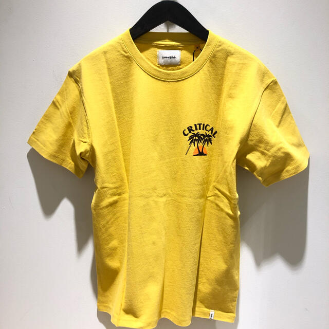 TCSS Mサイズ yellow バックプリント パームツリー   新品未使用！ メンズのトップス(Tシャツ/カットソー(半袖/袖なし))の商品写真