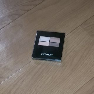 レブロン(REVLON)の【yu1008様専用】レブロン アイグロー シャドウ クワッド N 02 (アイシャドウ)