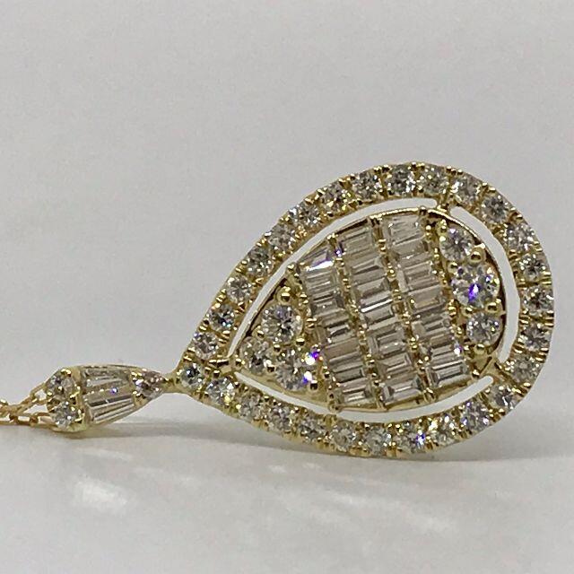 ★新品・未使用品★ダイヤモンドデザインネックレス　K18 D1.0ct 鑑別書