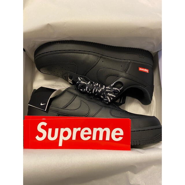 Supreme(シュプリーム)のsupreme nike air force 1 black 黒　27.5cm メンズの靴/シューズ(スニーカー)の商品写真