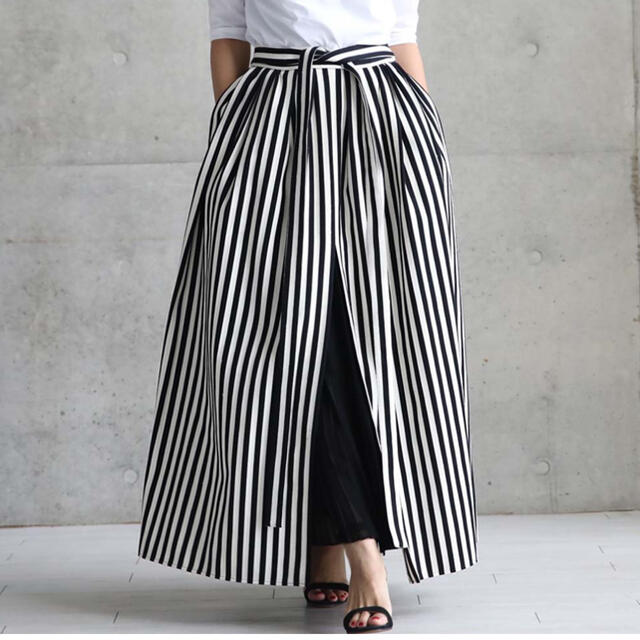 美しい She tokyo Victoria monotone stripe ロングスカート - agb.events