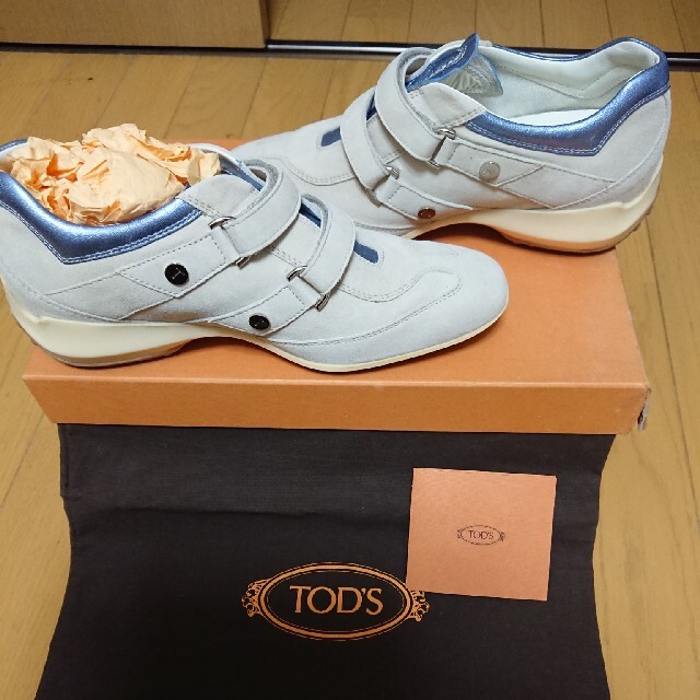 TOD'S(トッズ)のTOD'Sレディーススニーカー レディースの靴/シューズ(スニーカー)の商品写真
