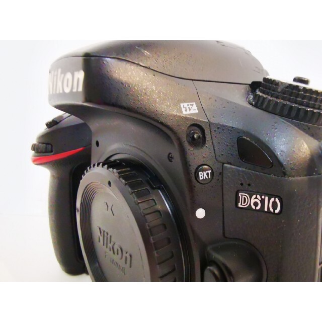Nikon D610, Yongnuo 35mm, 50mm, 100mm.