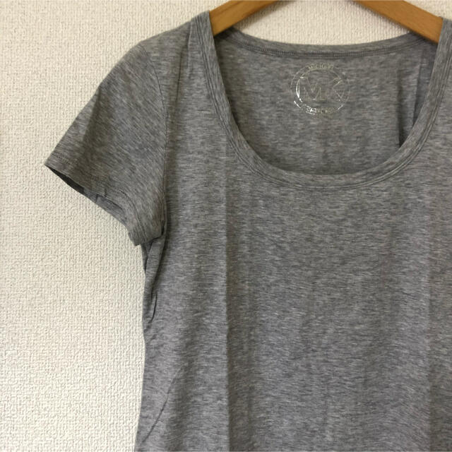 Michael Kors(マイケルコース)のMichael Michael Kors 汗染み防止Tシャツ グレー レディースのトップス(カットソー(半袖/袖なし))の商品写真