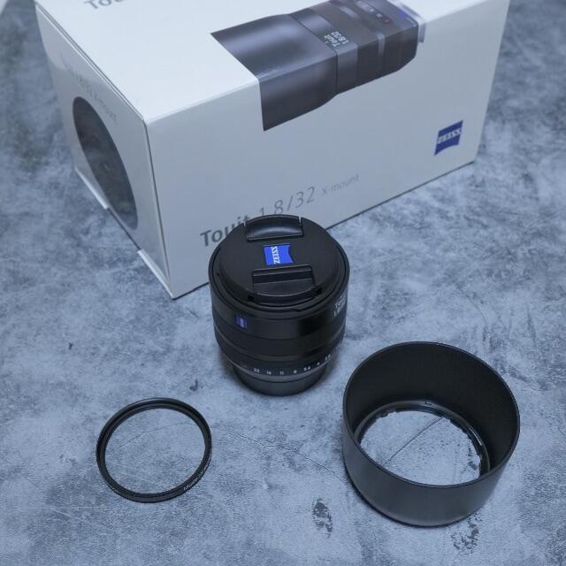 Carl Zeiss Touit 32mm f1.8 X-mount