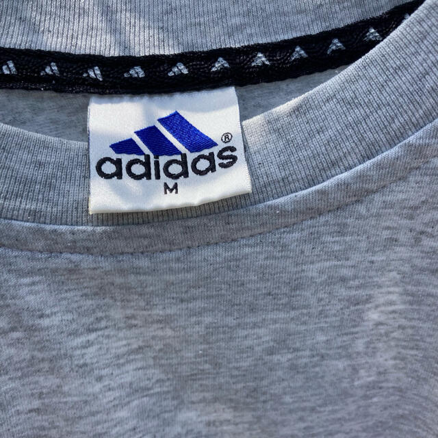 adidas(アディダス)のadidas プリント tシャツ グレー ビッグシルエット vintage レディースのトップス(Tシャツ(半袖/袖なし))の商品写真