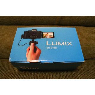 パナソニック(Panasonic)の新品 LUMIX DC-G100V トライポッドグリップ＆ズームレンズキット(ミラーレス一眼)