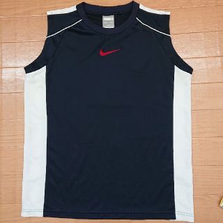 ナイキ(NIKE)のNIKE ノースリーブシャツ(Tシャツ/カットソー)