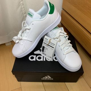 アディダス(adidas)のadidas♡アドバントコート(スニーカー)