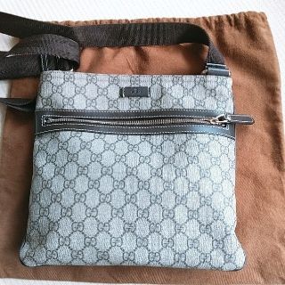 グッチ(Gucci)のGUCCI グッチ ショルダーバッグ(ショルダーバッグ)