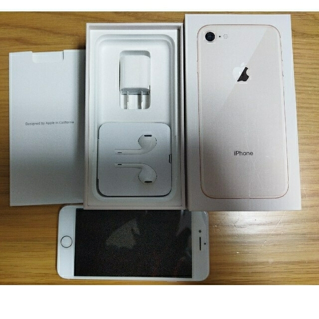 美品 Apple iPhone 8 64GB