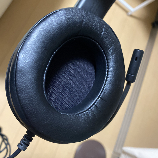 LAZER(レイザー)のRazer KRAKEN X スマホ/家電/カメラのオーディオ機器(ヘッドフォン/イヤフォン)の商品写真