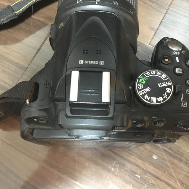 Nikon D5200 18-55mmズームレンズキット 4