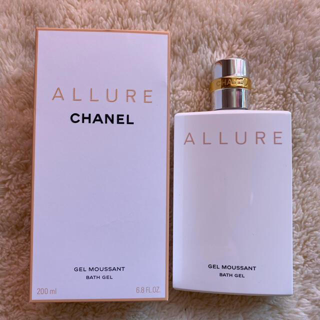 CHANEL(シャネル)のアリュールバスジェル　シャネル　ボディソープ コスメ/美容のボディケア(ボディソープ/石鹸)の商品写真