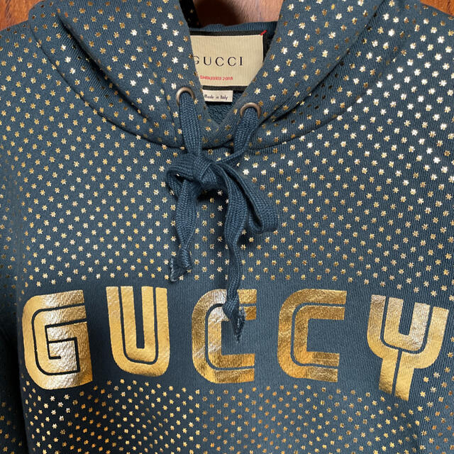 Gucci(グッチ)のGUCCI  パーカー　正規品　領収書　紙タグ有り メンズのトップス(パーカー)の商品写真