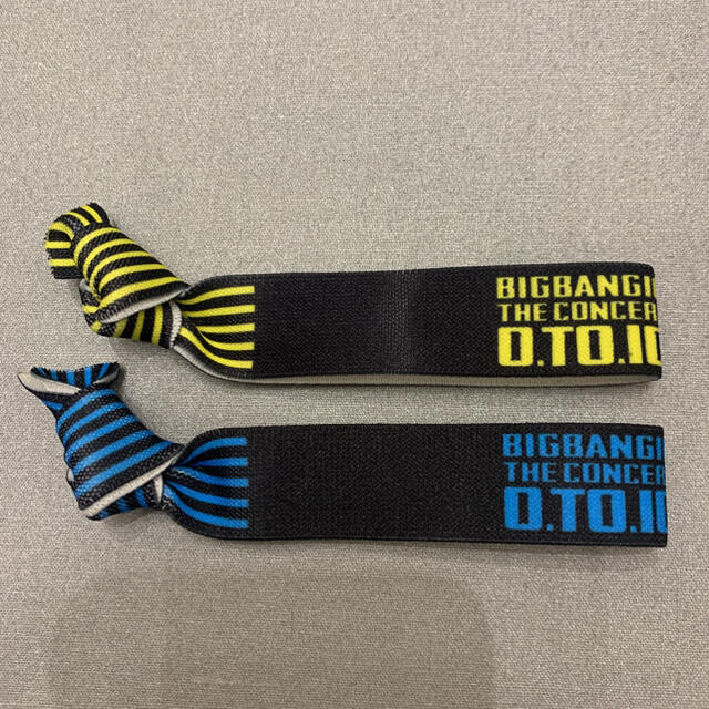 BIGBANG(ビッグバン)のBIGBANG ゴムブレスレット エンタメ/ホビーのタレントグッズ(アイドルグッズ)の商品写真