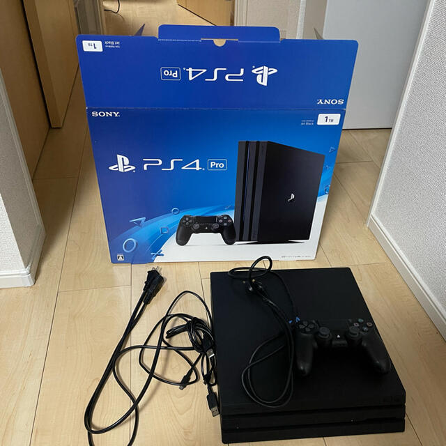 PS4 Pro CUH-7000B B01 ジェットブラック