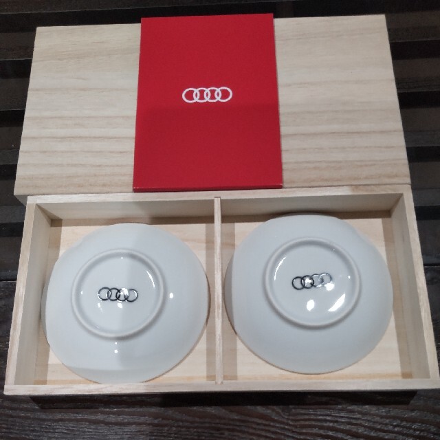 AUDI(アウディ)のAUDI　オリジナル小皿ぺあ インテリア/住まい/日用品のキッチン/食器(食器)の商品写真