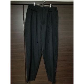 ジョンローレンスサリバン(JOHN LAWRENCE SULLIVAN)のSOSHIOTSUKI 20ss OFFICER TROUSERS BLACK (スラックス)