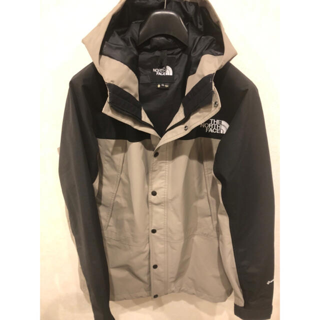 THE NORTH FACE(ザノースフェイス)のノースフェイス　マウンテンライトジャケット メンズのジャケット/アウター(マウンテンパーカー)の商品写真