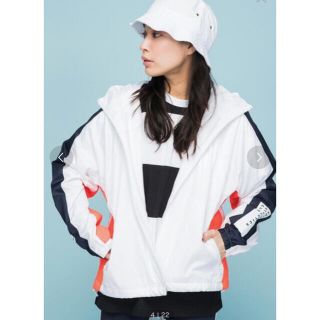 アディダス(adidas)のアディダス　w.n.d ジャケット(ナイロンジャケット)