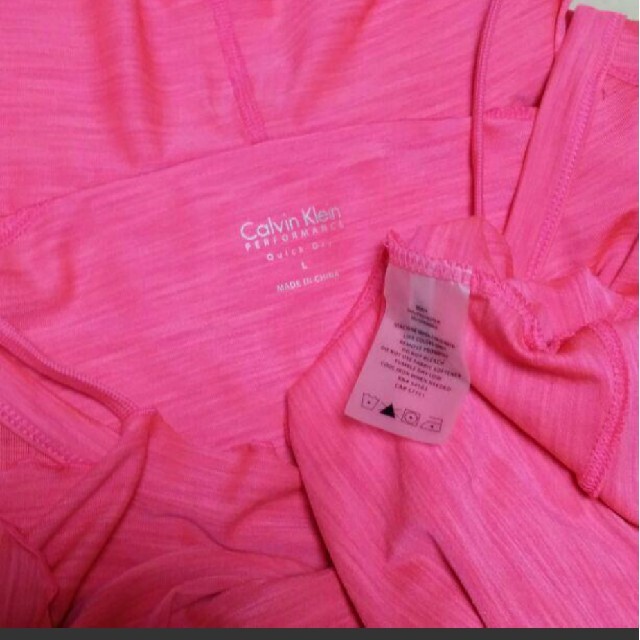Calvin Klein(カルバンクライン)のカルバンクラインのカットソー《Lサイズ》新品未使用です。 レディースのトップス(Tシャツ(長袖/七分))の商品写真