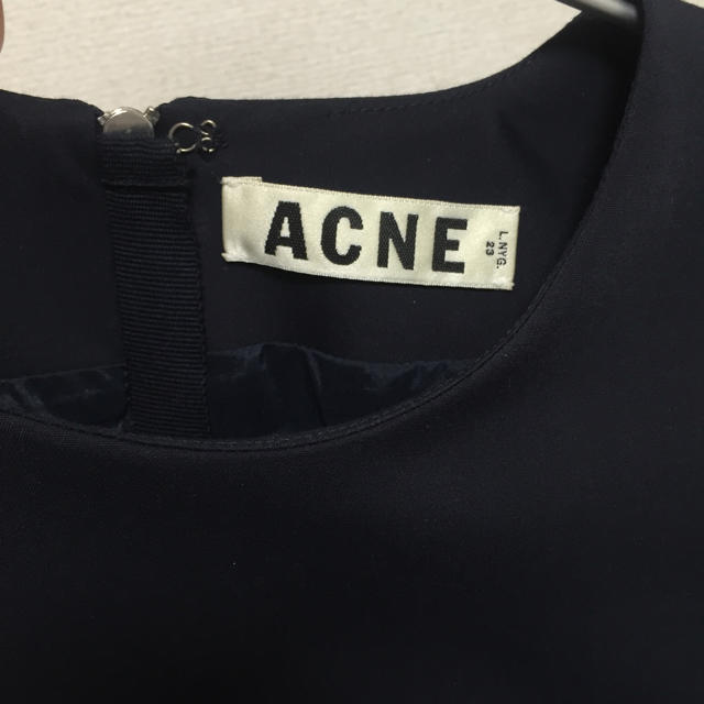 ACNE(アクネ)のACNE♡ワンピース レディースのワンピース(ひざ丈ワンピース)の商品写真