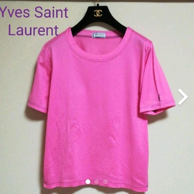 Yves Saint Laurent ピンクのTシャツ