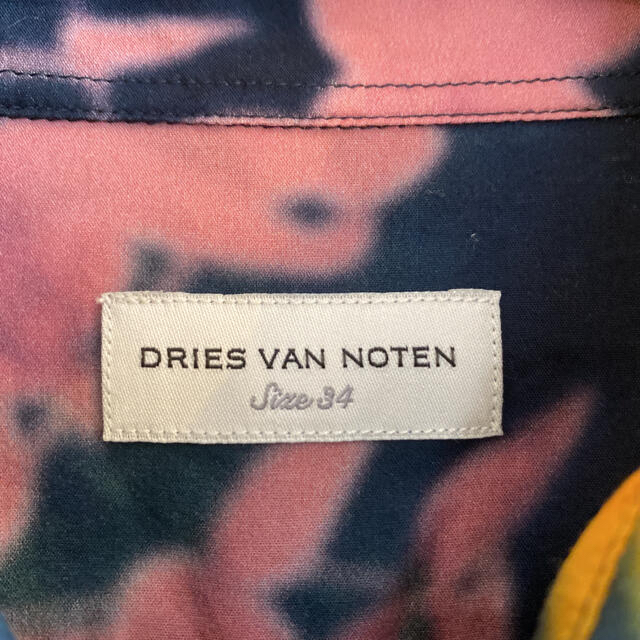 DRIES VAN NOTEN(ドリスヴァンノッテン)のドリス ヴァン ノッテン 2021ss ブラウス シャツ レディースのトップス(シャツ/ブラウス(半袖/袖なし))の商品写真