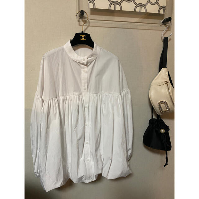 ZARA(ザラ)のbig ribbon balloon blouse レディースのトップス(シャツ/ブラウス(長袖/七分))の商品写真