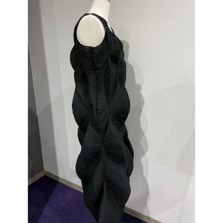 ISSEY MIYAKE - イッセイミヤケコレクション ドレス美品(410)の
