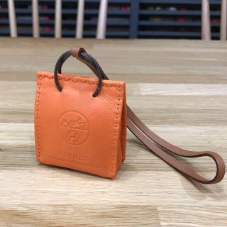 エルメス(Hermes)のりんご様の 超美品 エルメス サックオランジュ バッグチャーム ショッパー(キーホルダー)